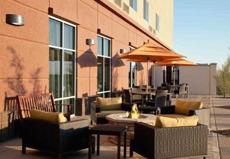 Hotel Courtyard Phoenix Chandler/fashion Center 3*