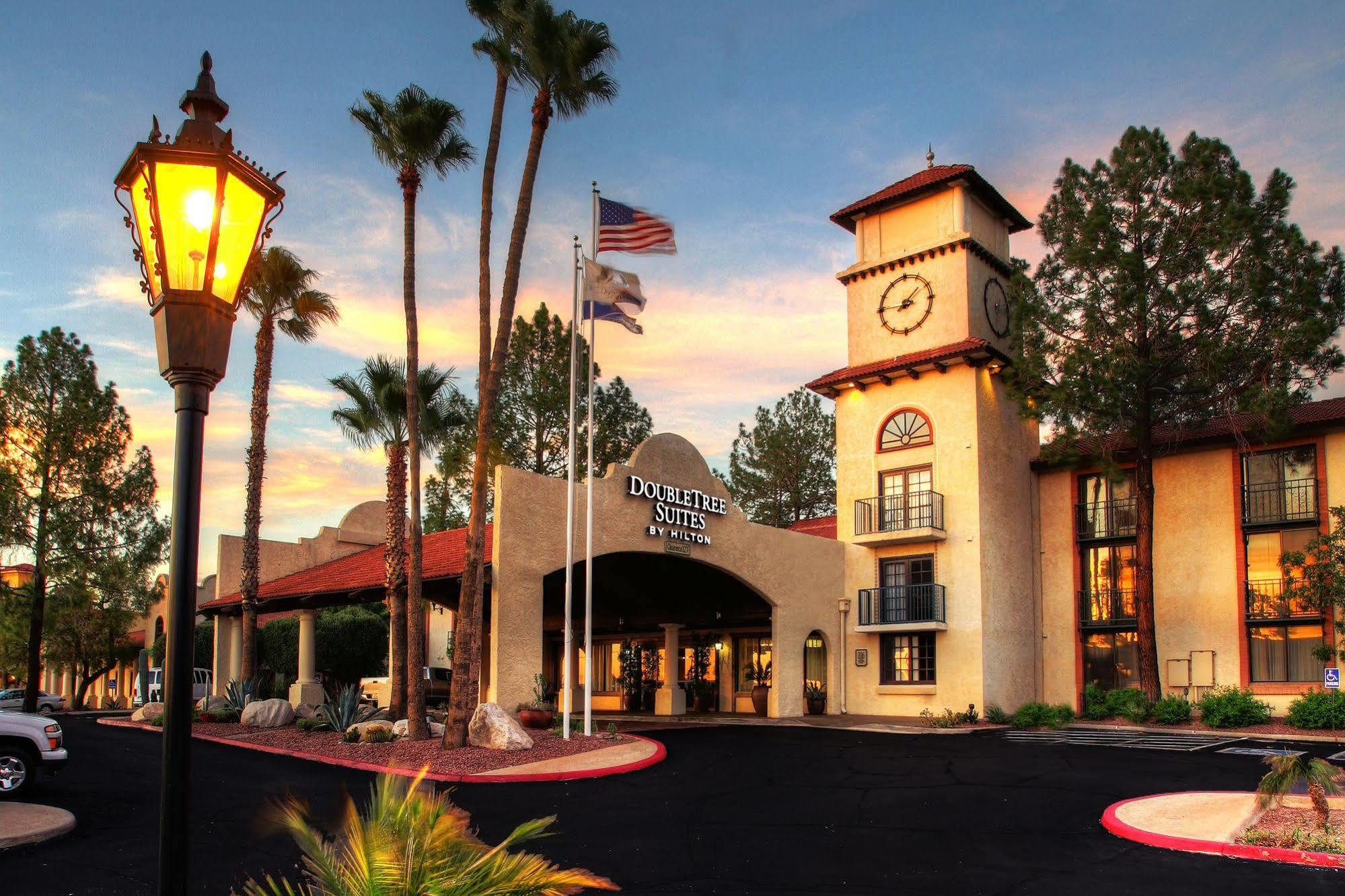 Doubletree By Hilton Airport 4*