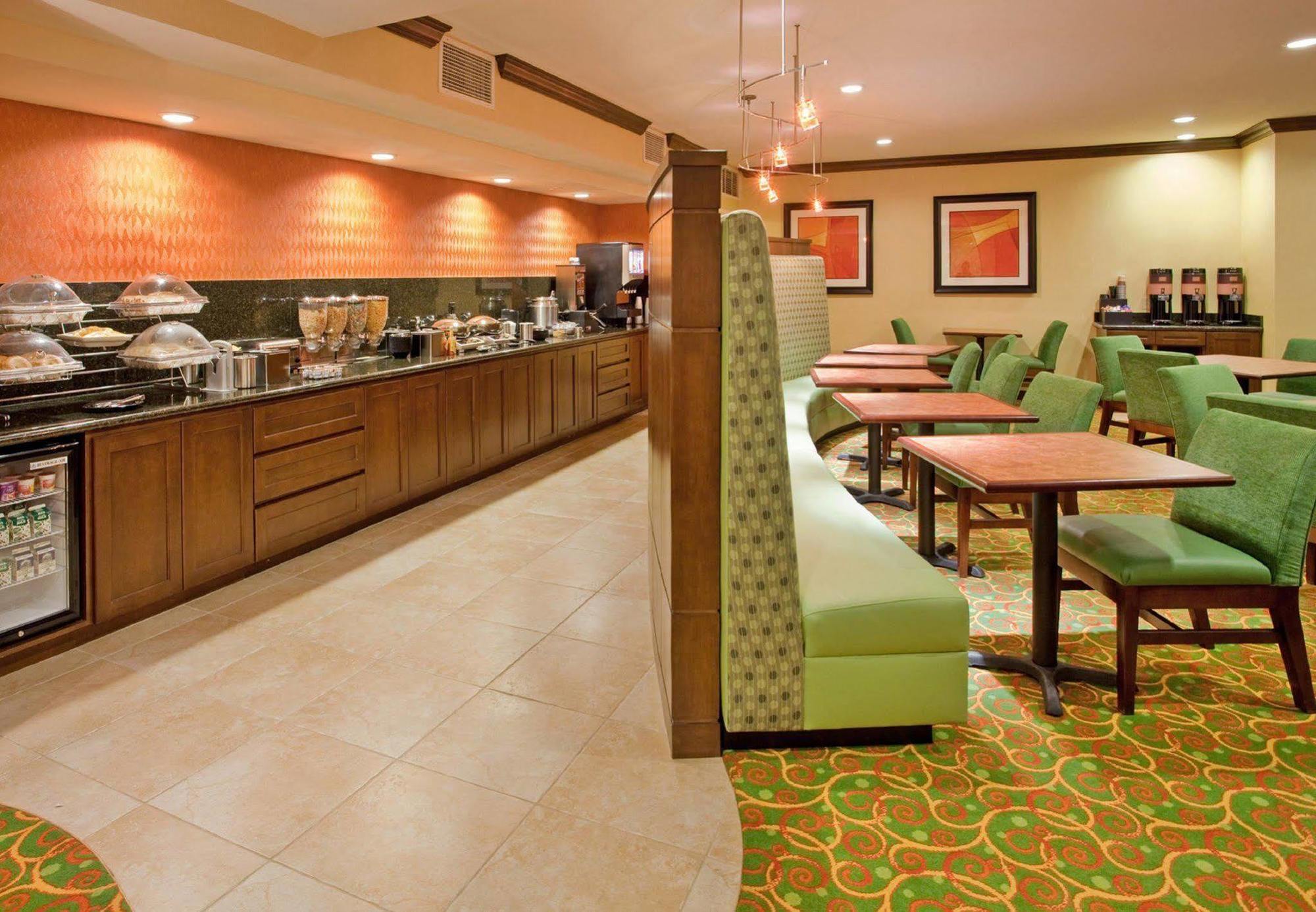 Springhill At Arizona Mills Mall 3*
