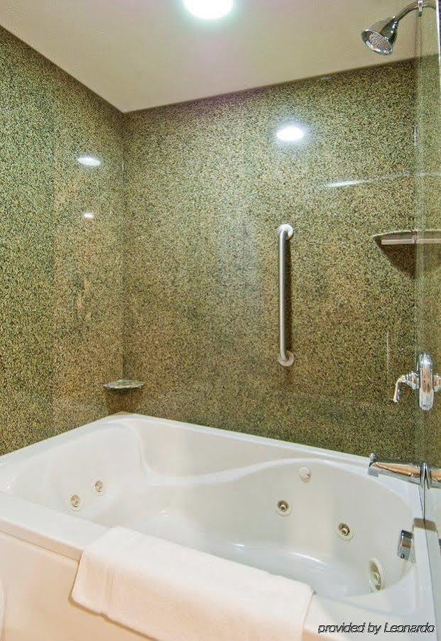 Express & Oro Valley-tucson North By Ihg Hotel