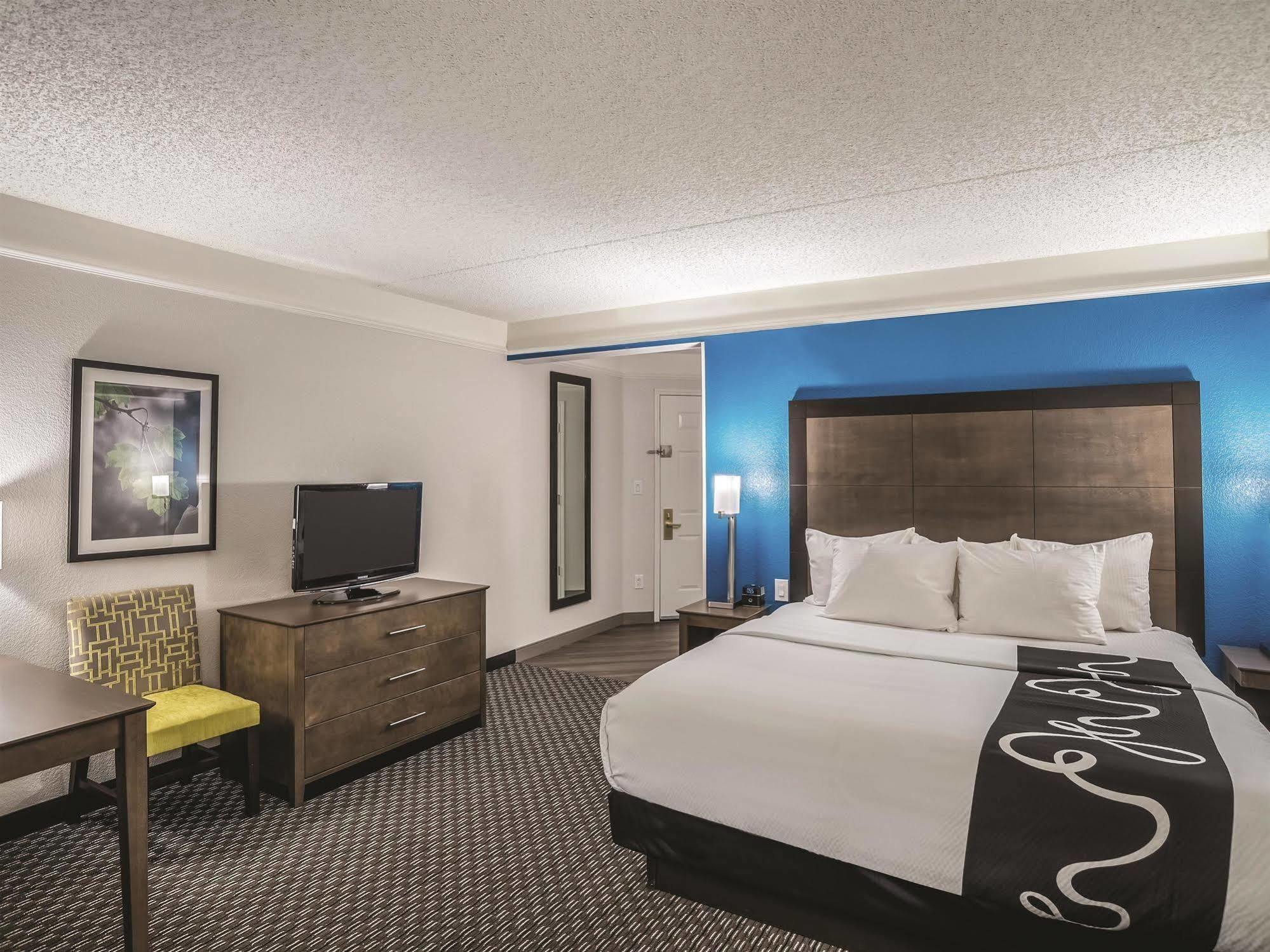 La Quinta By Wyndham Chandler 3*