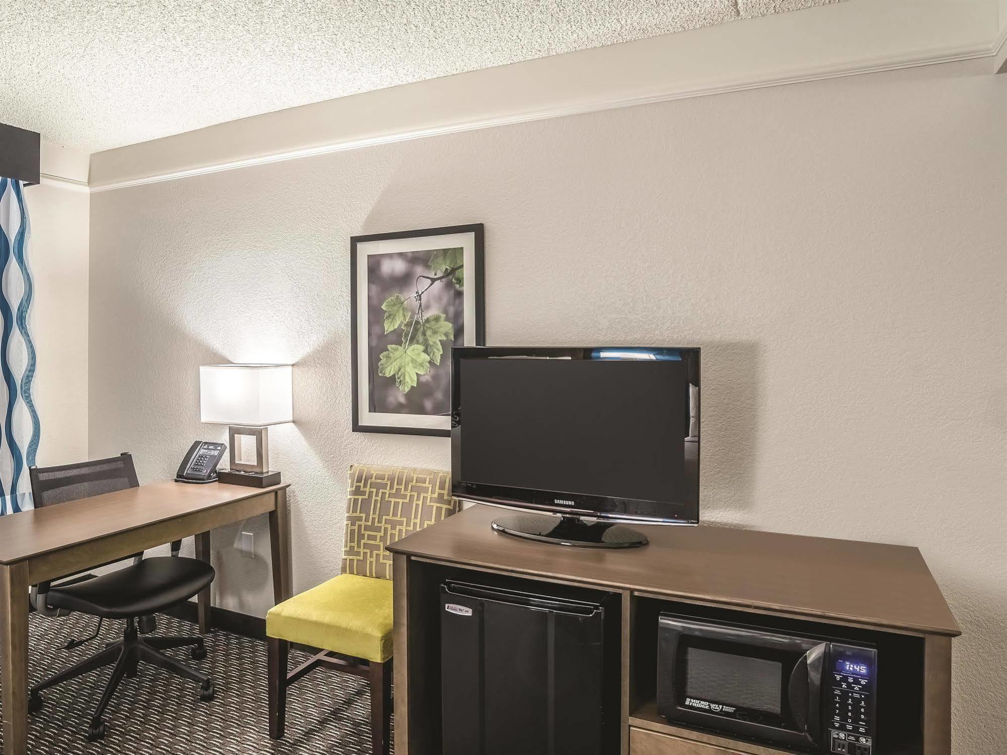 La Quinta By Wyndham Chandler Hotel 3*