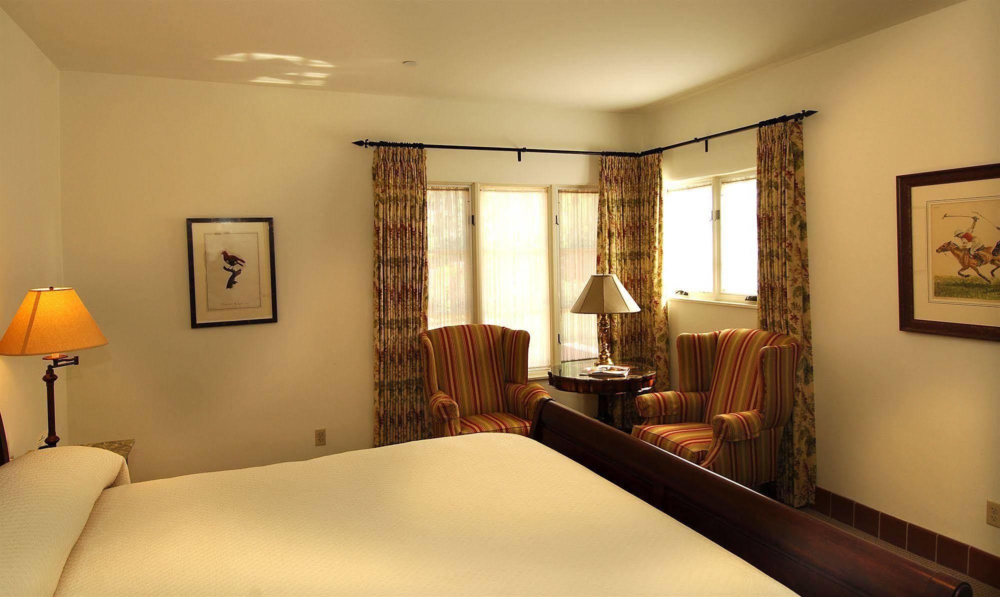 Arizona Hotel