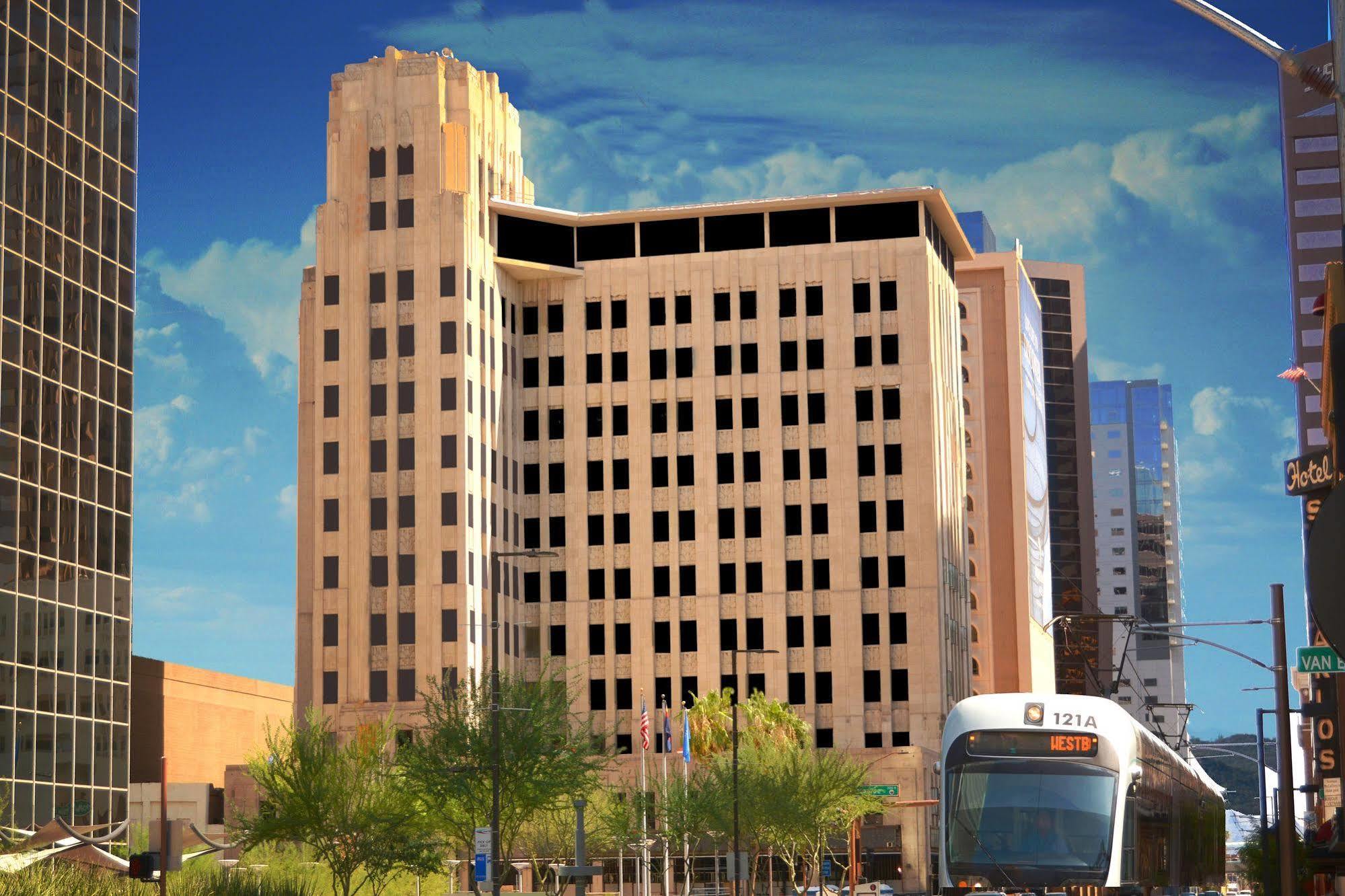 Hilton Garden Downtown Hotel 3*