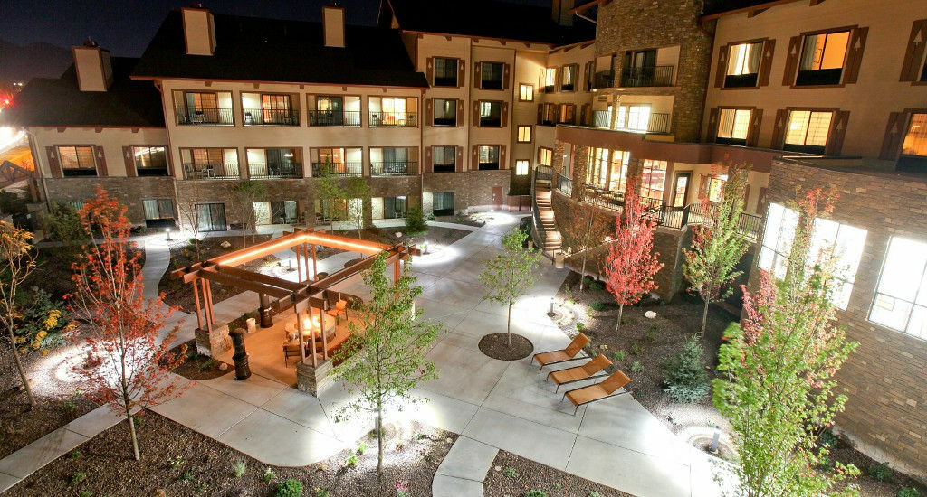 Hotel Courtyard 3*
