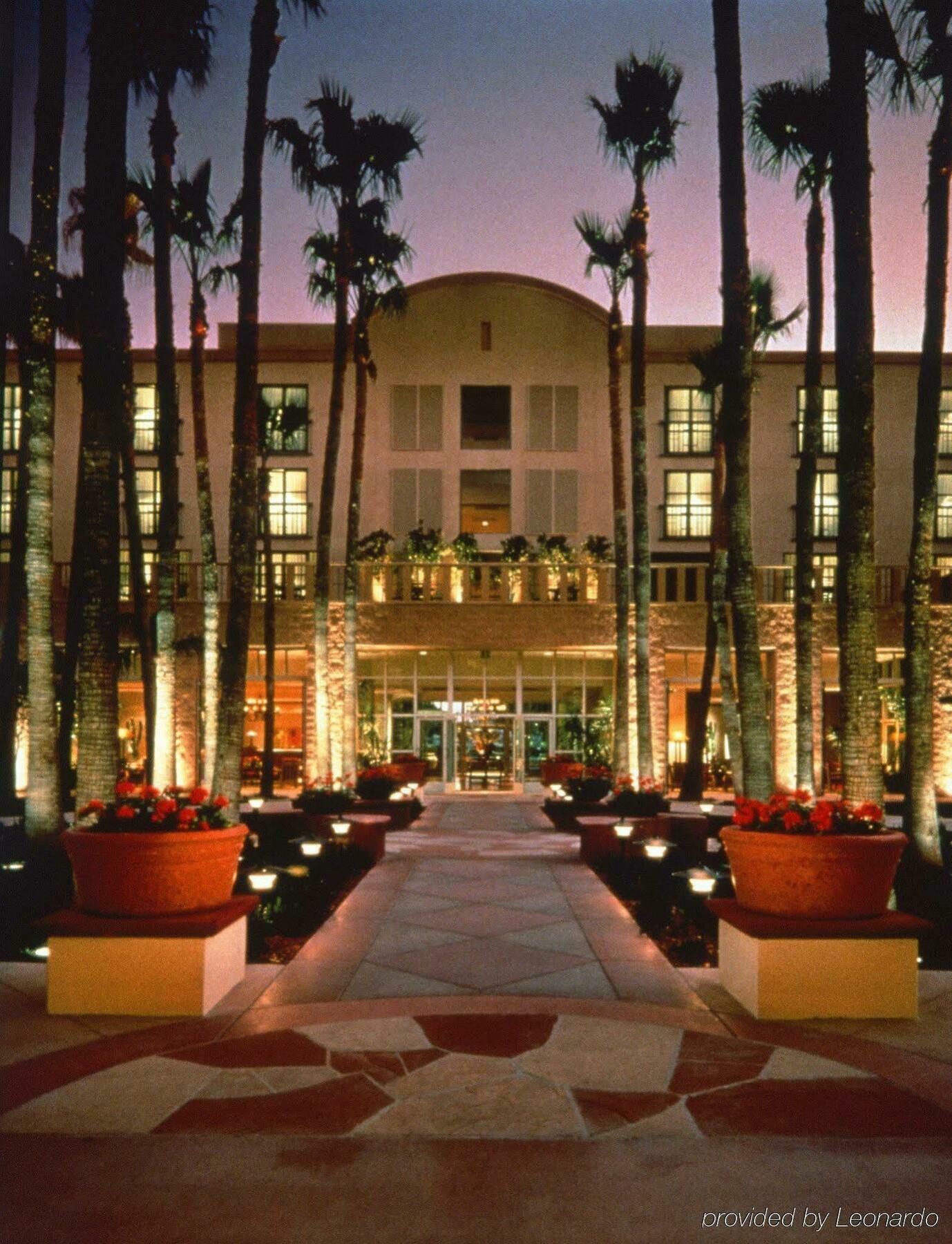 Hotel Mission Palms- Destination Fee Includes Parking