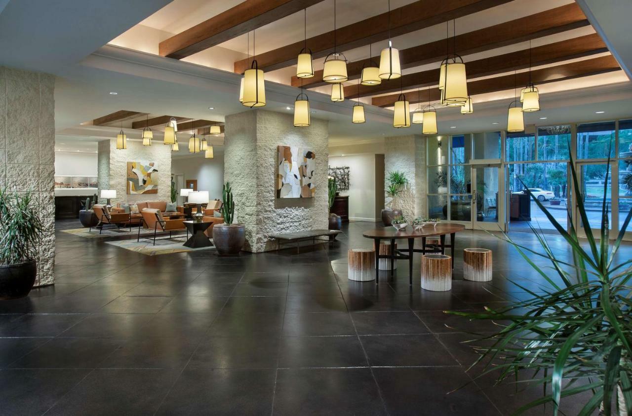 Hotel Mission Palms- Destination Fee Includes Parking 4*