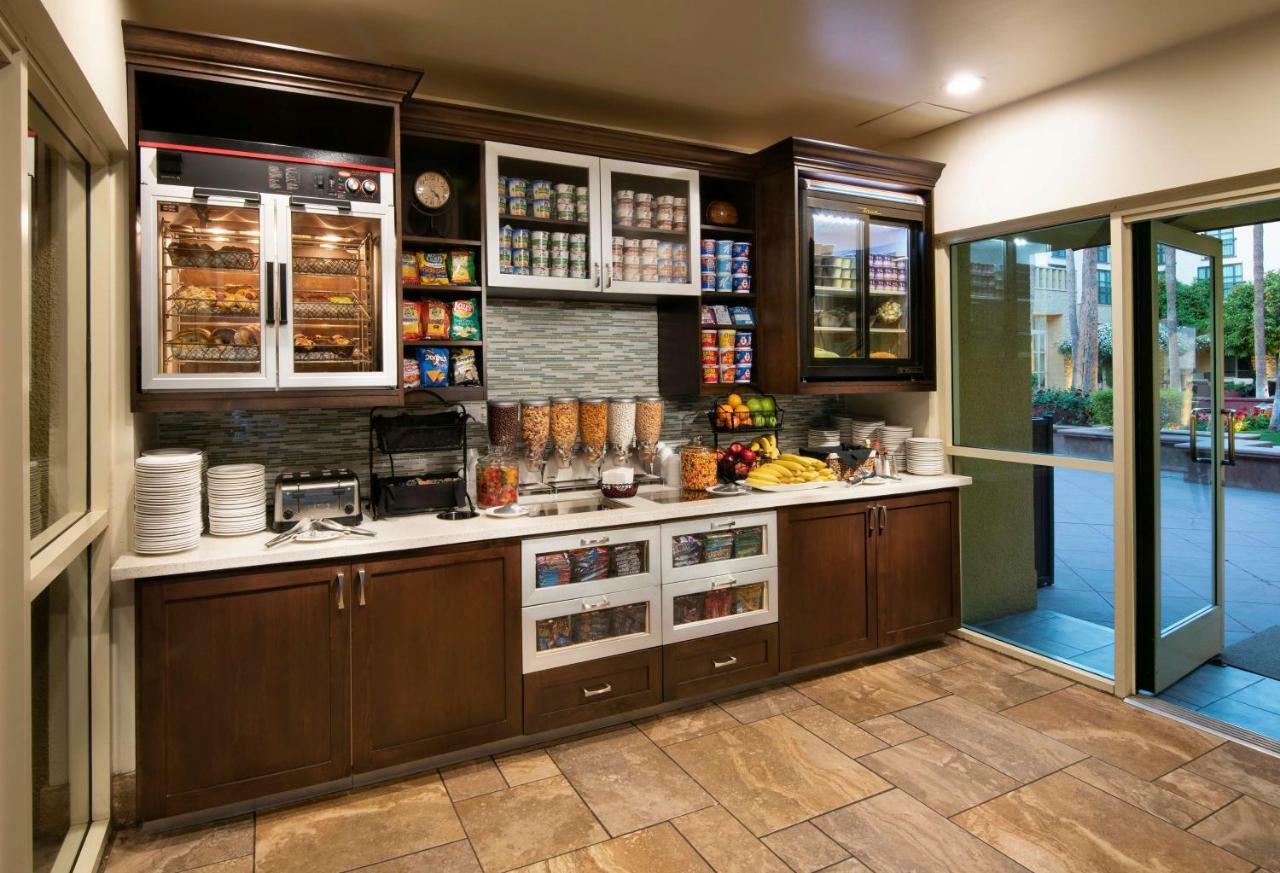 Hotel Mission Palms- Destination Fee Includes Parking