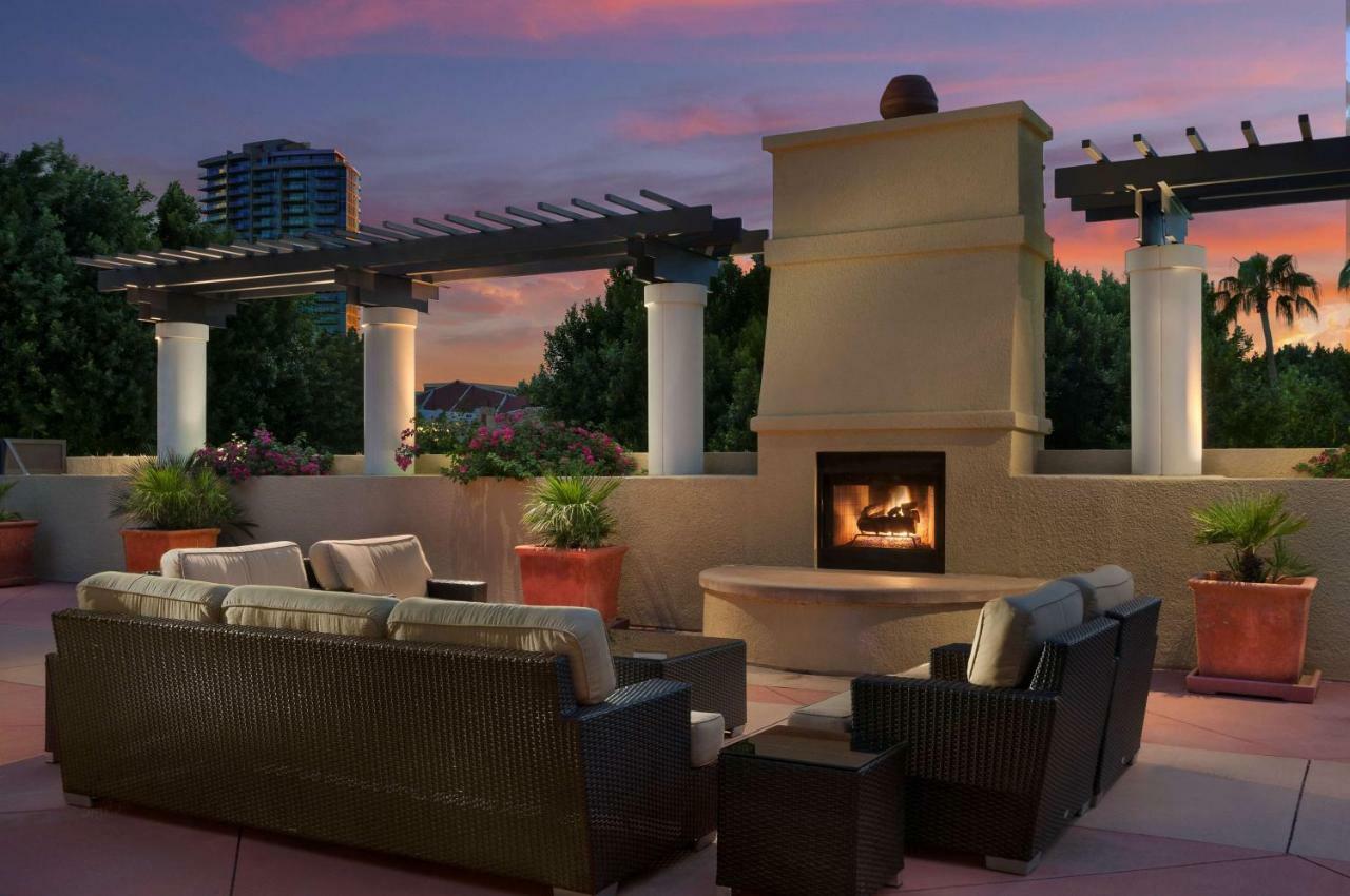 Hotel Mission Palms- Destination Fee Includes Parking