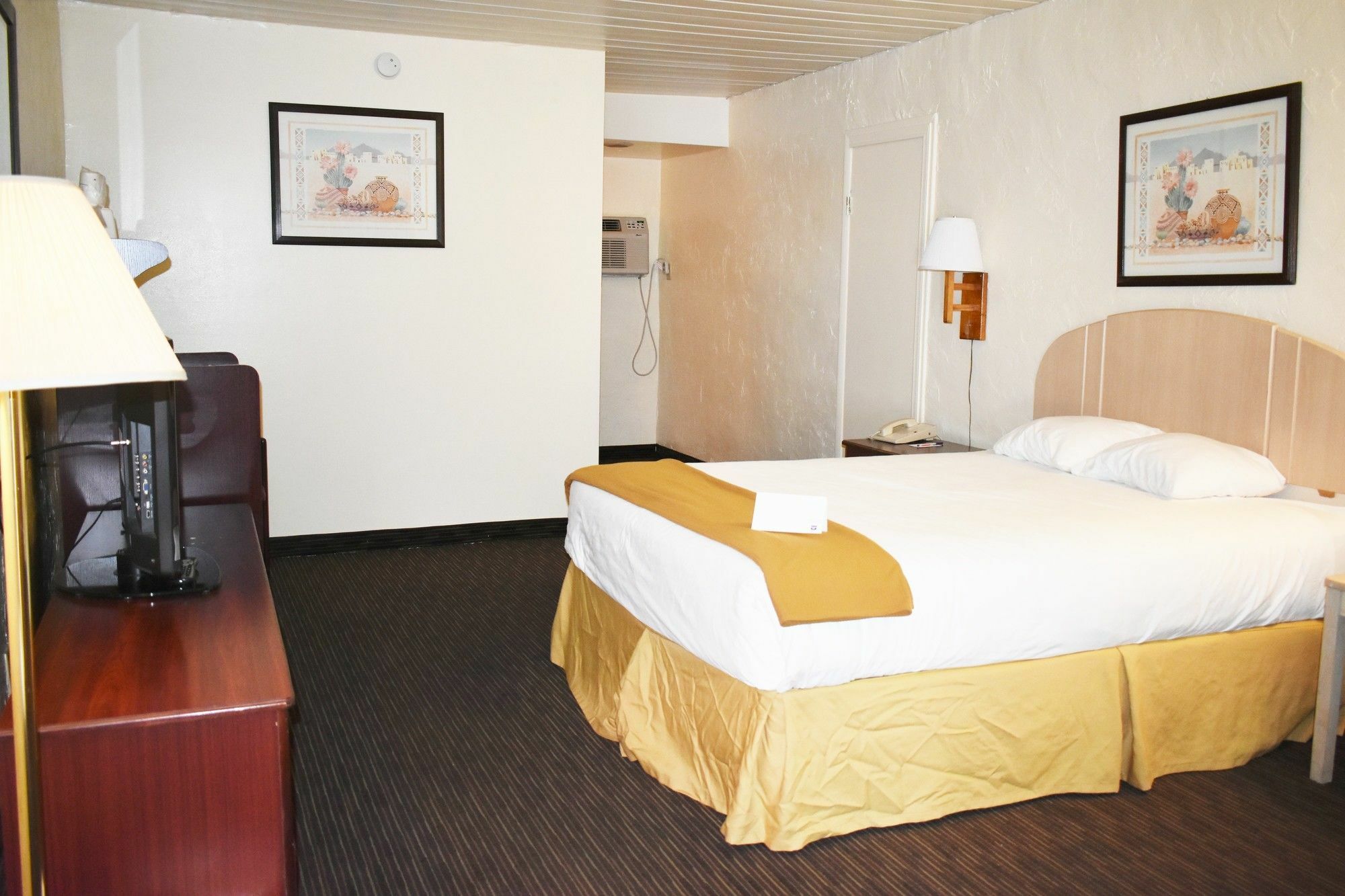 Motel Knights