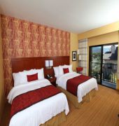 Hotel Courtyard 3*