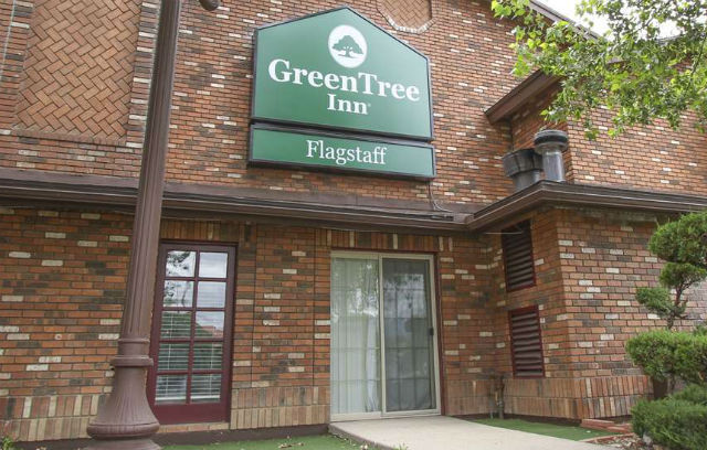 Greentree Hotel 3*
