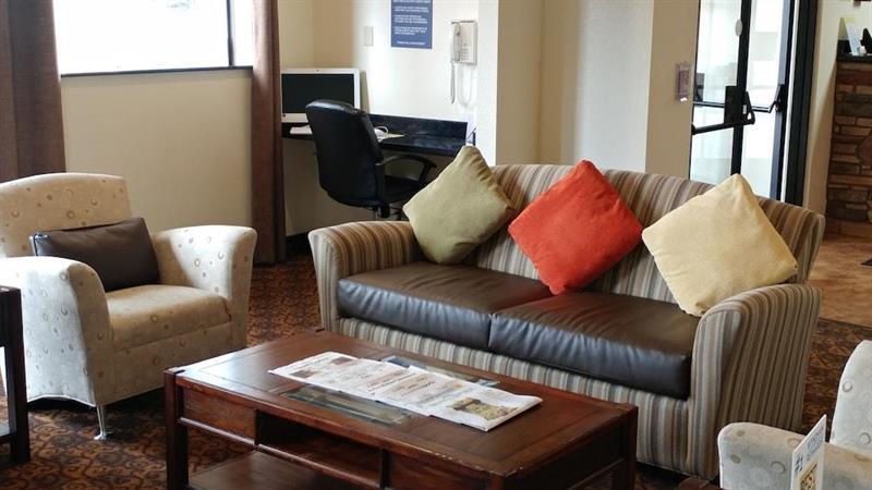Motel Western Of 3*