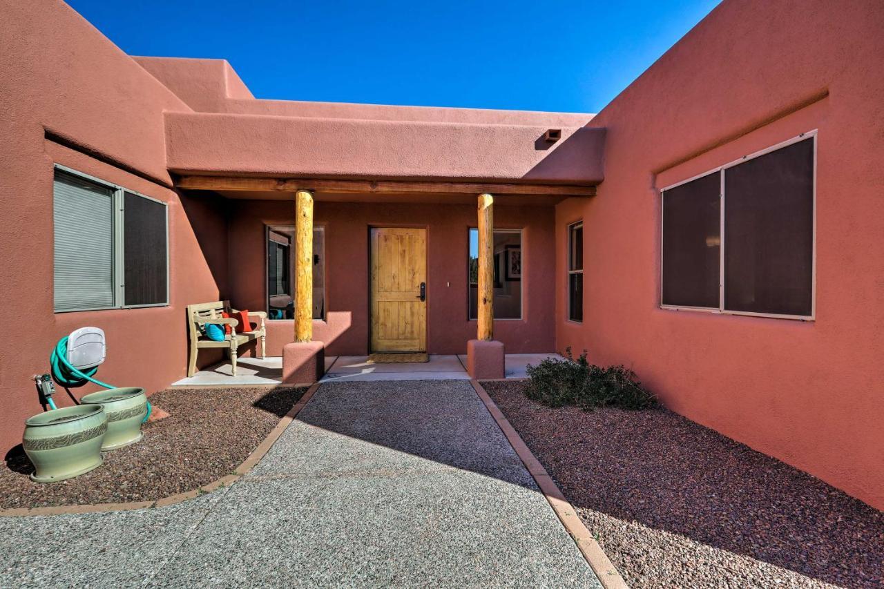 Luxury Living Remodeled With Red Rock Views! Holiday home Sedona