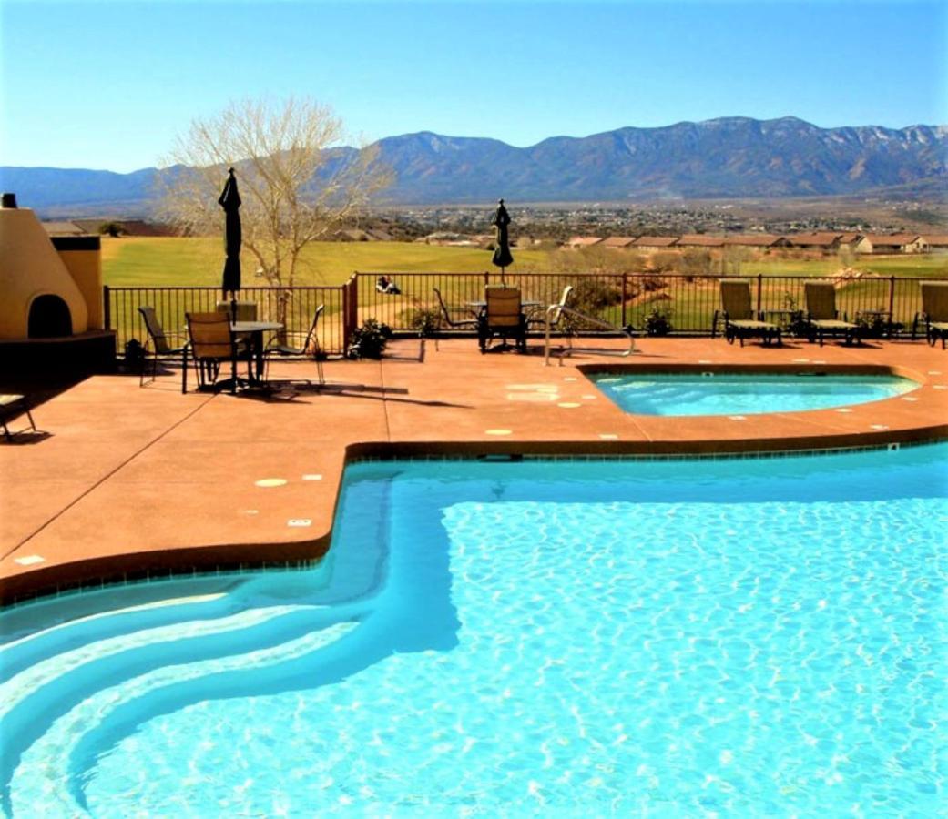 Highlands At Ridge
